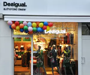 Desigual Bonn - Damen Mode, Taschen und Accessoires Desigual Bonn - Damen Mode, Taschen und Accessoires